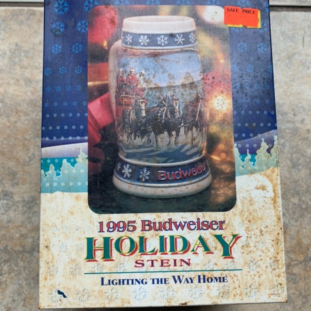 1995 Budweiser Holiday Stein - Lighting the Way Home